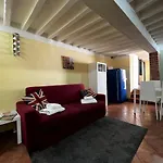 Apartment Mezzanino Al Porrione Siena